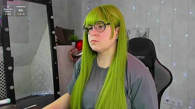 Michelle Wilsson online show from March 3, 7:48 am