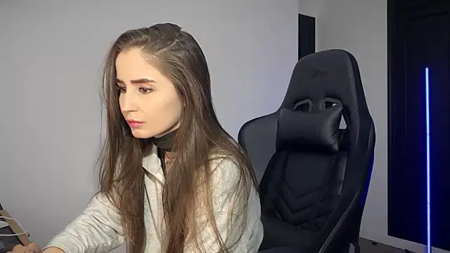 Snapshot of s_meow chatting on October 10, 8:31 pm s meow online show from October 10, 8:31 pm