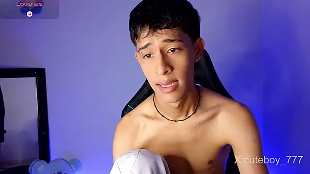 Danny cute 05 online show from November 21, 7:46 pm