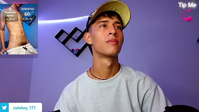 Danny cute 05 online show from October 14, 3:40 am