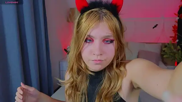 Iris Rain online show from October 25, 10:47 am