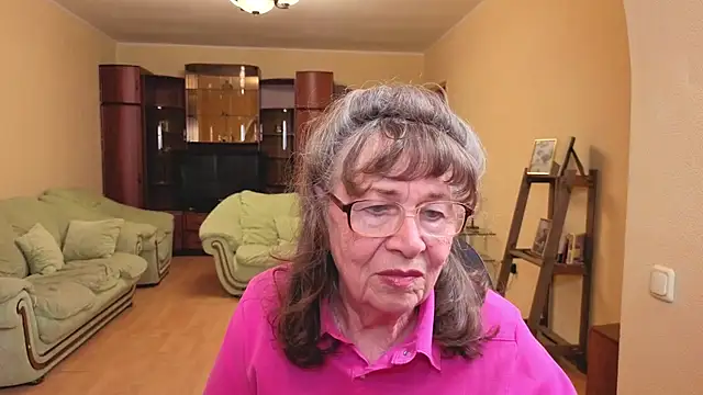 Snapshot of Betty_Brick chatting on May 15, 4:38 pm Betty Brick online show from May 15, 4:38 pm