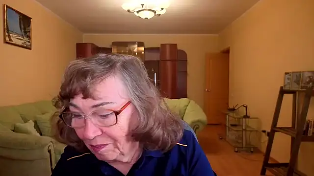 Betty Brick online show from January 10, 1:50 pm