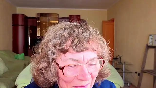 Betty Brick online show from January 17, 7:23 am