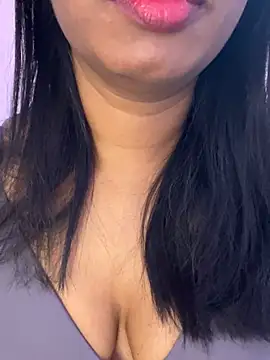 Snapshot of tamil_Aarathi chatting on May 15, 12:14 pm tamil Aarathi online show from May 15, 12:14 pm