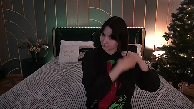 BerryDiva online show from December 14, 2:00 pm