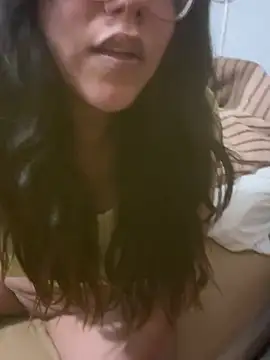 Snapshot of karysweetbeaury chatting on February 20, 6:19 am karysweetbeaury online show from February 20, 6:19 am