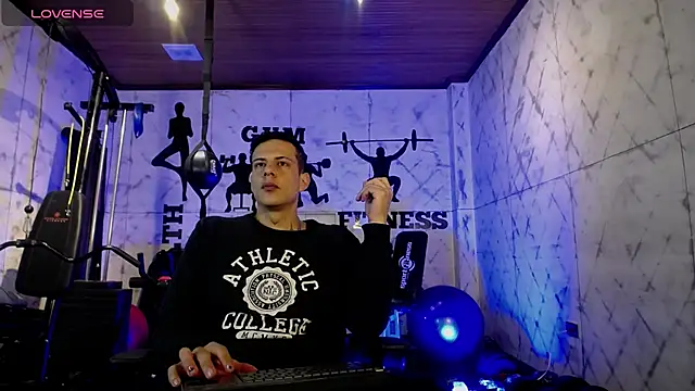 Dustin Sonne online show from November 15, 3:54 am