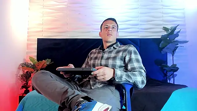 Dustin Sonne online show from March 15, 3:24 am