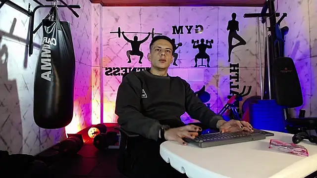 Dustin Sonne online show from March 30, 3:30 am