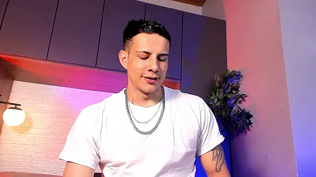 Dustin Sonne online show from February 24, 3:40 am