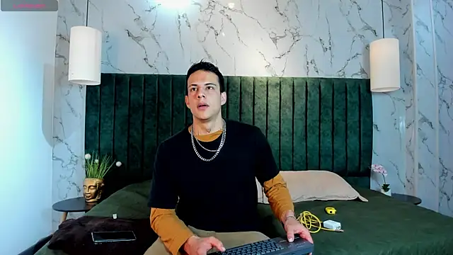 Dustin Sonne online show from November 23, 3:49 am