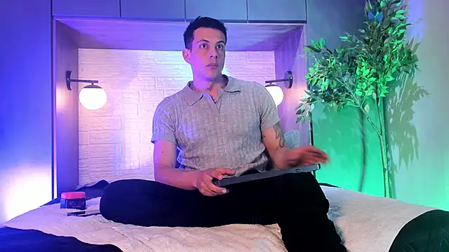 Dustin Sonne online show from January 9, 3:35 am