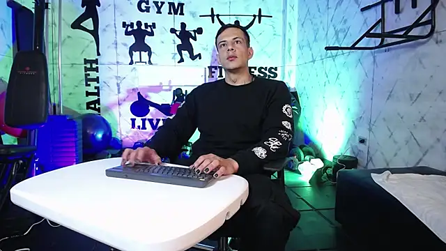 Dustin Sonne online show from April 8, 3:41 am