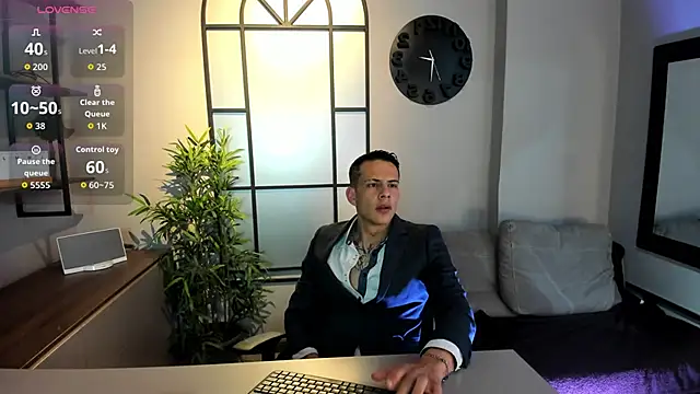 Dustin Sonne online show from October 31, 3:47 am