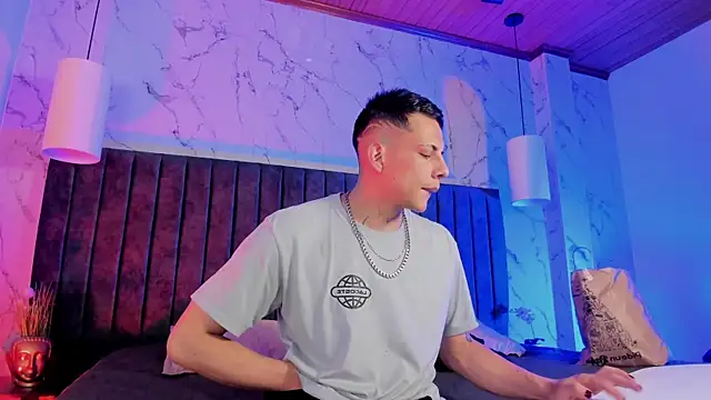 Dustin Sonne online show from December 19, 3:43 am