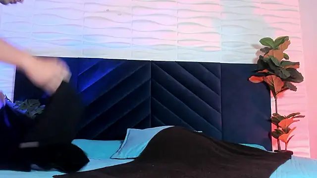 Dustin Sonne online show from March 24, 3:17 am