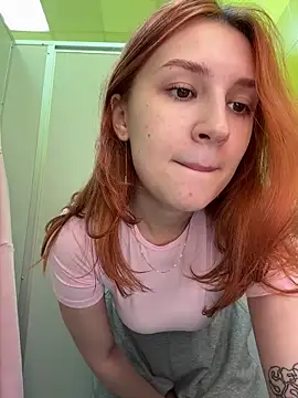 katexxxx online show from March 1, 7:47 pm