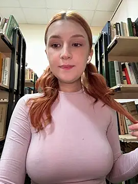 katexxxx online show from April 5, 6:14 pm