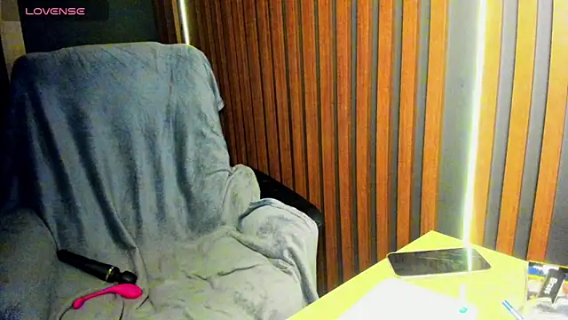 Antonia Ivy online show from March 24, 8:09 pm