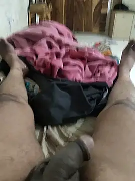 desiboyarya online show from March 8, 7:17 pm
