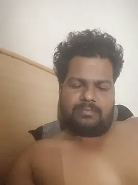 desiboyarya online show from January 18, 6:00 pm