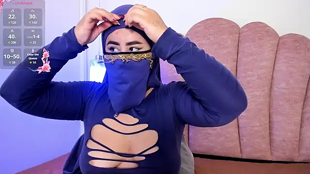 Snapshot of halabi_saha chatting on November 25, 10:15 am halabi saha online show from November 25, 10:15 am