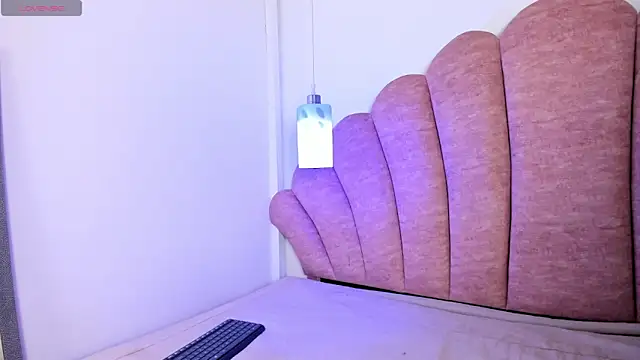 Snapshot of halabi_saha chatting on November 21, 10:47 am halabi saha online show from November 21, 10:47 am