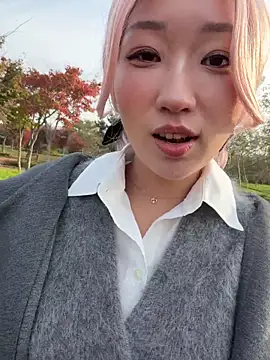 winter11 online show from November 7, 12:04 am