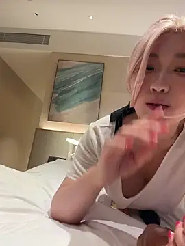 winter11 online show from March 8, 2:09 pm