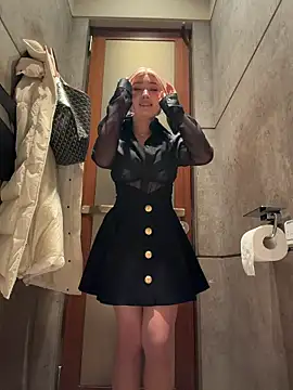 Snapshot of winter11 chatting on February 2, 10:47 am winter11 online show from February 2, 10:47 am