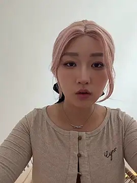 winter11 online show from April 12, 1:42 am