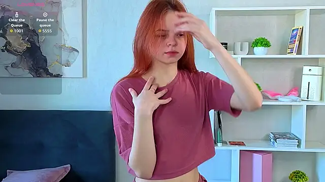 SynnoveBann online show from April 14, 1:21 am