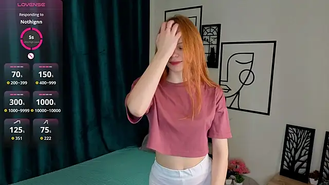 SynnoveBann online show from November 11, 1:44 am