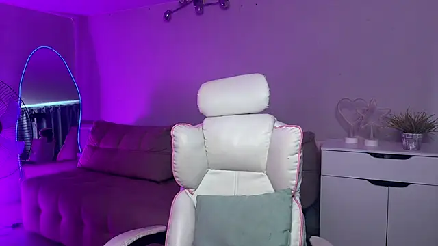 Sofia Kenwood online show from May 23, 3:16 am