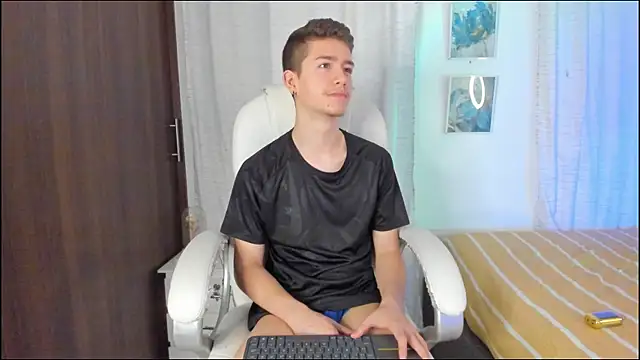 ThiagooJames online show from September 14, 12:55 am