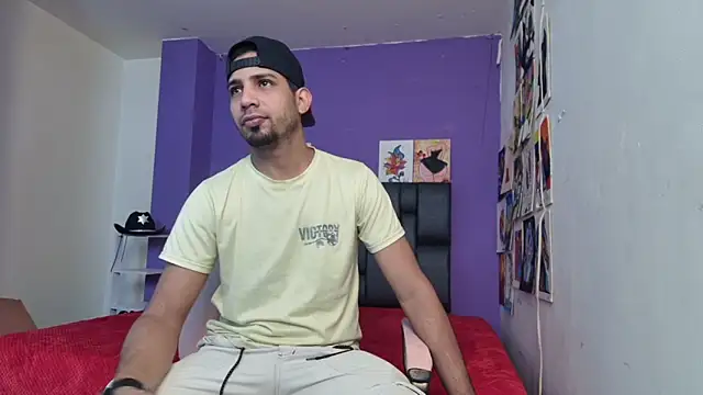 ashtoncooperr online show from March 23, 5:57 pm