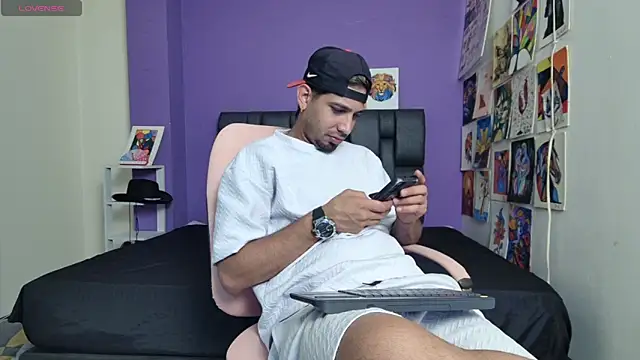 ashtoncooperr online show from March 1, 4:40 pm