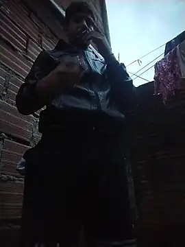 ashtoncooperr online show from February 9, 11:19 am