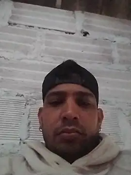 ashtoncooperr online show from November 24, 11:43 am