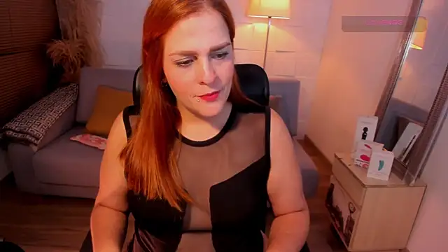 iamxamira online show from December 3, 12:59 pm