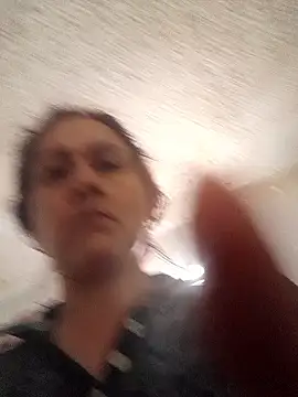 darling hott online show from January 10, 11:11 pm