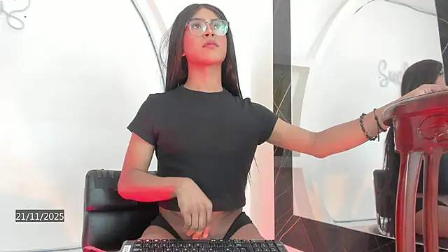 Snapshot of Vicky_Hottman chatting on November 22, 4:22 am Vicky Hottman online show from November 22, 4:22 am