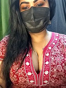 Snapshot of honey-flower chatting on February 7, 1:52 pm honey-flower online show from February 7, 1:52 pm