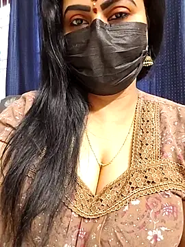 Snapshot of honey-flower chatting on January 19, 2:04 am honey-flower online show from January 19, 2:04 am