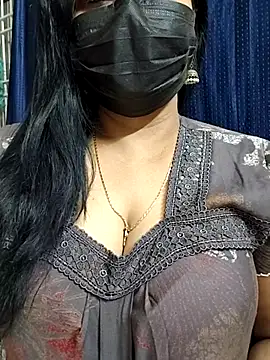 Snapshot of honey-flower chatting on January 17, 8:23 pm honey-flower online show from January 17, 8:23 pm