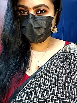 honey-flower online show from December 3, 3:00 pm