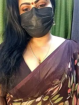 Snapshot of honey-flower chatting on January 18, 1:58 pm honey-flower online show from January 18, 1:58 pm