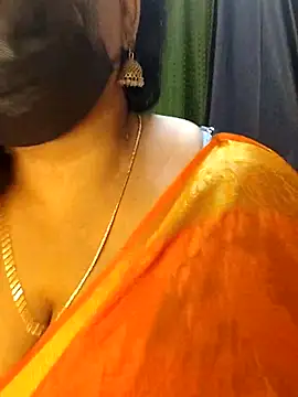 Snapshot of honey-flower chatting on February 4, 4:46 pm honey-flower online show from February 4, 4:46 pm