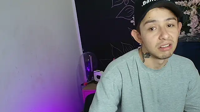 Aleecandrews online show from November 12, 7:07 pm